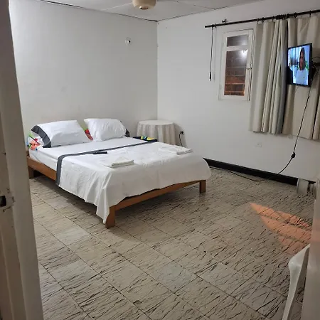 Habitación Girasoles Habitación en casa particular Cartagena